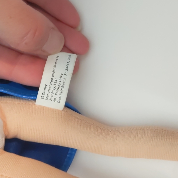 Frozen Anna Doll - Picture 5 of 8